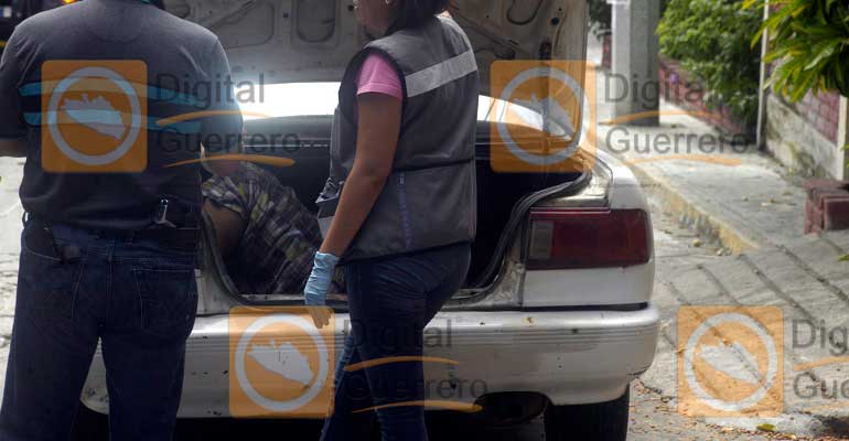 Masculino desaparecido es encontrado encajuelado en un Taxi en Acapulco