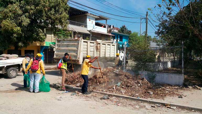 Refuerza Servicios Públicos operativos de limpieza en la ciudad